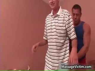 Jeremy lange acquista suo impressionante corpo massaggiato 3 da massagevictim